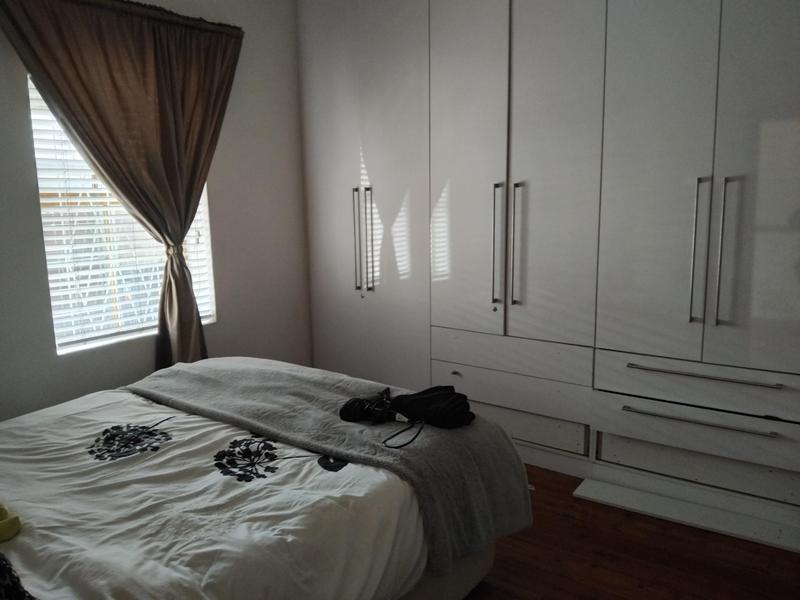 2 Bedroom Property for Sale in Maitland Western Cape